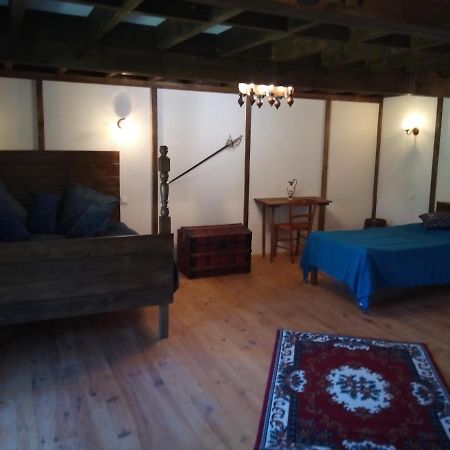 Le Chevalier Des Marettes Bed & Breakfast Airel Luaran gambar